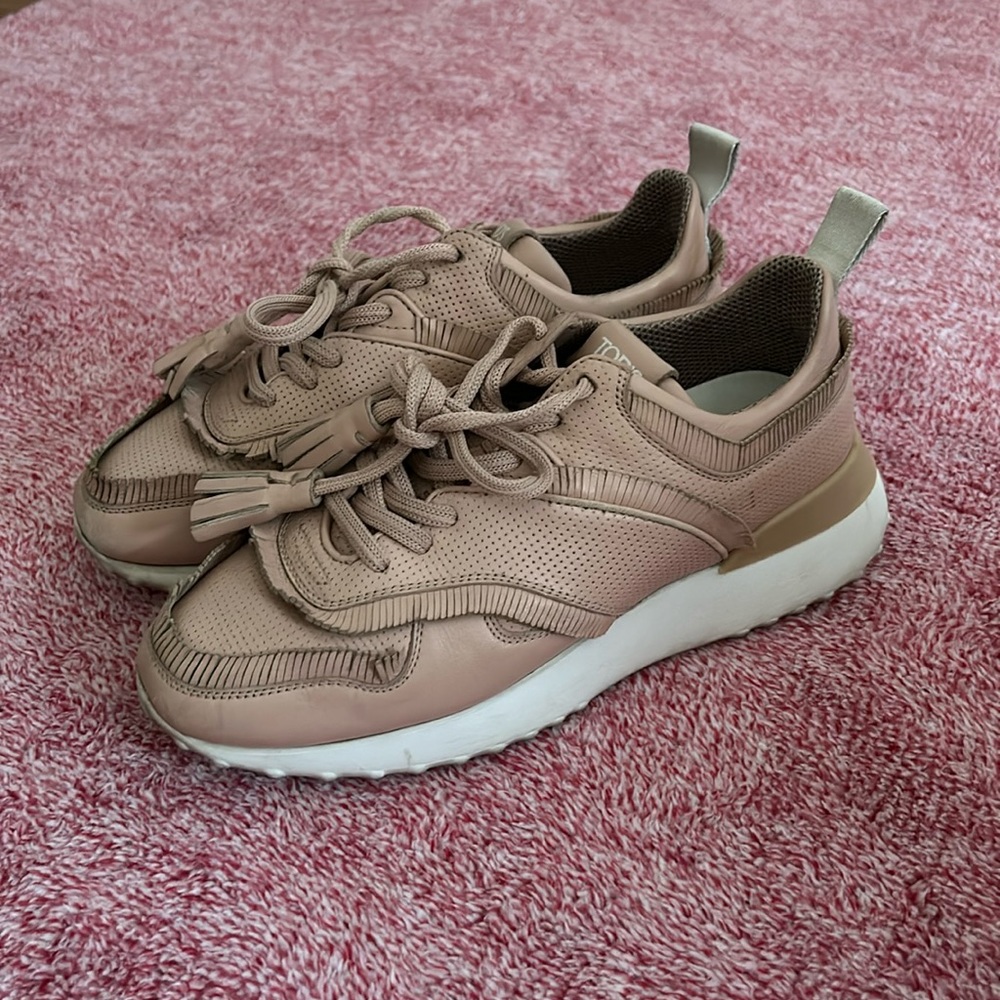 Tod’s tassel sneakers blush